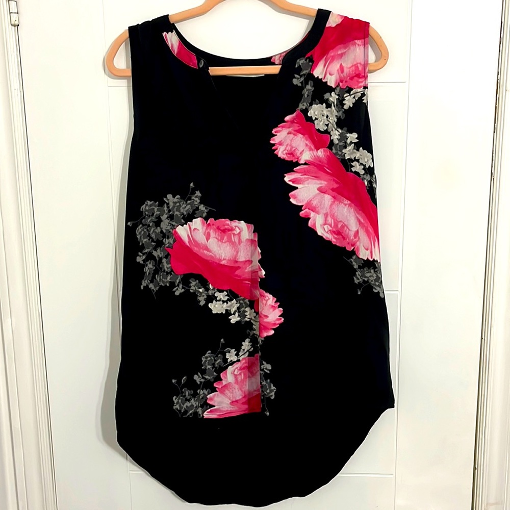 Ricki’s Floral No Sleeve Top